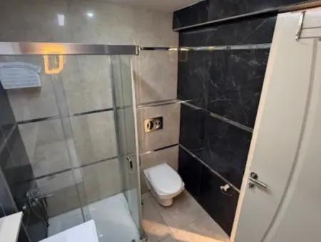 Göztepe Stadı Karşısında Cadde Üzeri 3+1 130 M2  Full Tadilatlı Otoparklı