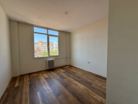 Alsancak Kültür Mahallesi Şair Eşref 2+1 Masrafsız Kiralık Daire!
