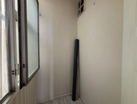 Karşıyakada 2+1 Kombili 6. Kat Deniz Manzaralı Kiralık Yalı Dairesi!