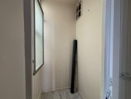Karşıyakada 2+1 Kombili 6. Kat Deniz Manzaralı Kiralık Yalı Dairesi!