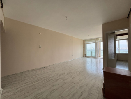 Karşıyakada 2+1 Kombili 6. Kat Deniz Manzaralı Kiralık Yalı Dairesi!