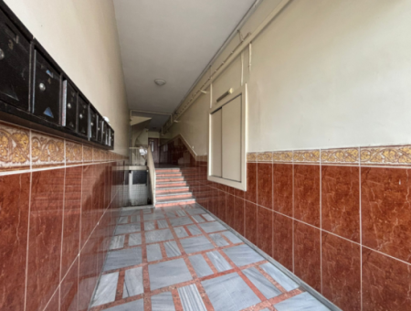 Karşıyakada 2+1 Kombili 6. Kat Deniz Manzaralı Kiralık Yalı Dairesi!