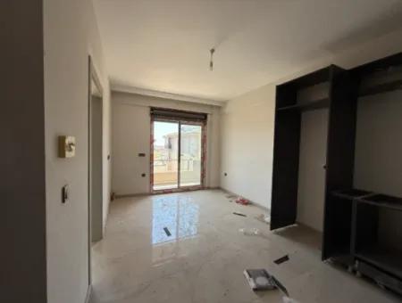 Çolakibrahim Mahallesi’nde Modern Ve Konforlu 1+1 Satılık Daire