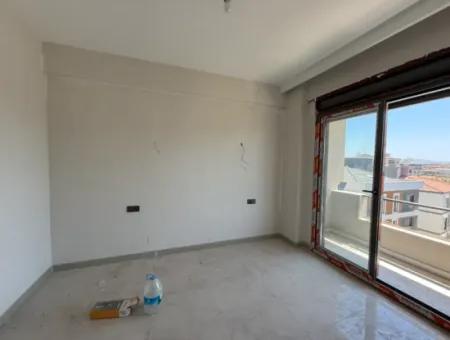 Çolakibrahim Mahallesi’nde Modern Ve Konforlu 1+1 Satılık Daire