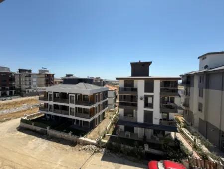 Çolakibrahim Mahallesi’nde Modern Ve Konforlu 1+1 Satılık Daire