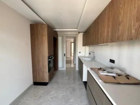 Seferihisar’da Yavaş Şehrin Kalbinde Konforlu Yaşam