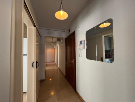 Alsancak Şair Eşref Bulvarı Üzerinde 5.Kat Klimalı Kiralık Daire