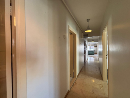 Alsancak Şair Eşref Bulvarı Üzerinde 5.Kat Klimalı Kiralık Daire
