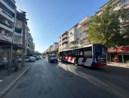 Buca Forbes Caddesi’nde Kiralık 2+1 Daire – Kaçırılmaz Fırsat!