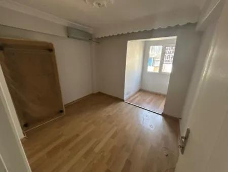 Buca Forbes Caddesi’nde Kiralık 2+1 Daire – Kaçırılmaz Fırsat!