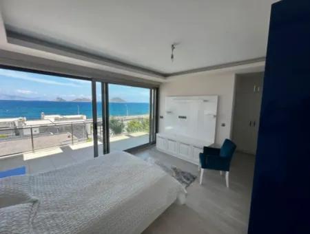 Turgutreis Yalı'da Denizin Kıyısında Müstakil Lüks Villa