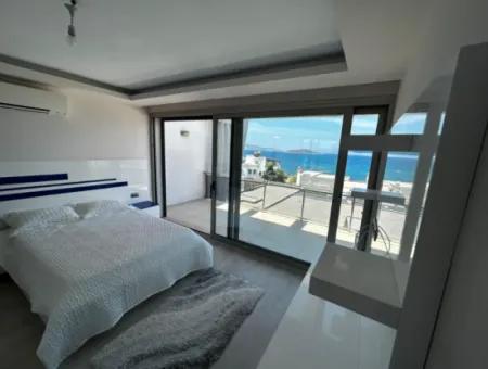 Turgutreis Yalı'da Denizin Kıyısında Müstakil Lüks Villa