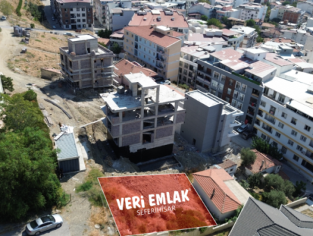 Seferihisar Devlet Hastanesi Yakın 300M2 Satılık İmarlı Arsa