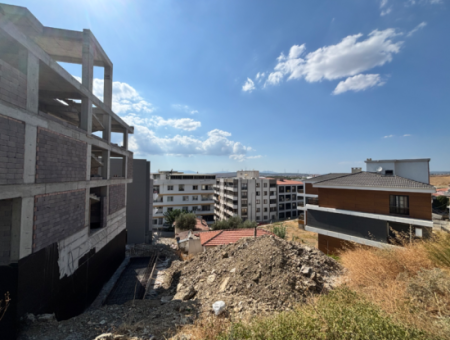 Seferihisar Devlet Hastanesi Yakın 300M2 Satılık İmarlı Arsa