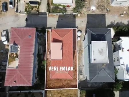 Seferihisar Camikebir Mahallesinde Yatırıma Uygun Satılık Komple Bina