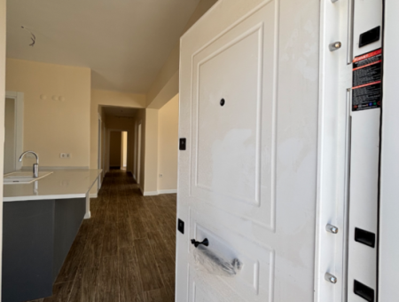 Seferihisar İhsaniye Köyünde Modern Mimariyle Taçlandırılmış Satılık 3+1 Villa