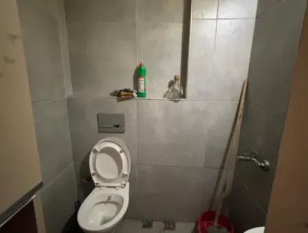 Alsancak Kahramanlar Akıncılar Caddesi Üzerinde 35M2 Wc Li Otomatik Kepenkli Kiralık Dükkan