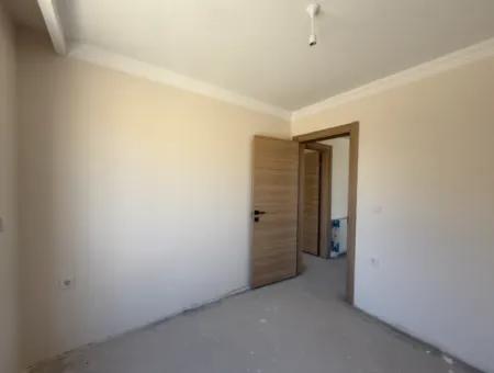 Seferihisar Gözsüzler’de Köşe Konumda Satılık 2+1 Daire