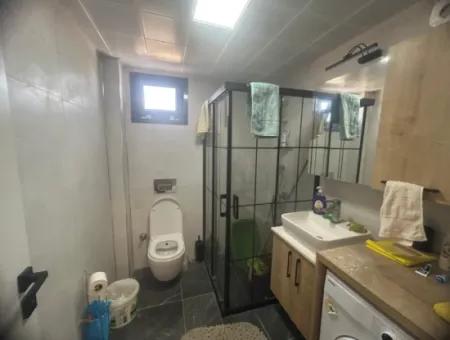 Çolakibrahimbey’de, Catamaran Sitesi’nde Bahçe Kullanımlı Satılık 2+1 Daire