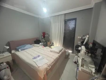 Çolakibrahimbey’de, Catamaran Sitesi’nde Bahçe Kullanımlı Satılık 2+1 Daire