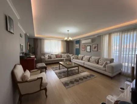Sığacık Marina Yakınında Geniş Ve Konforlu Satılık Daire!
