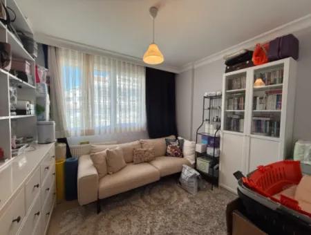 Sığacık Marina Yakınında Geniş Ve Konforlu Satılık Daire!