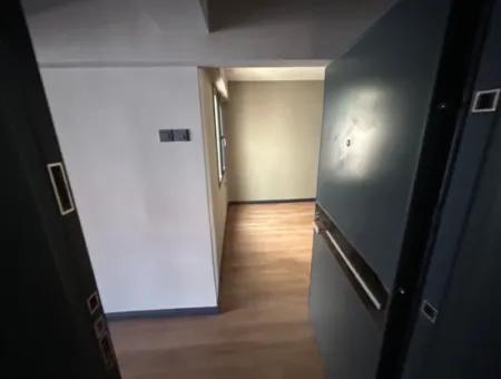 Cumhuriyet Meydanı’na Yürüme Mesafesinde 160 M2 Kiralık  Lüks Ofis!