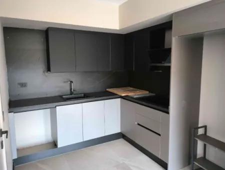 Cumhuriyet Bulvarı’nda Sıfır Binada Kiralık Prestijli İşyeri