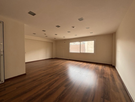 Alsancak Kıbrıs Şehitleri Caddesi Üzerinde Kiralık 100 M2 İşyeri Büro