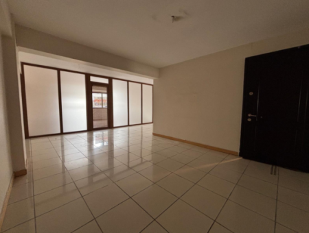 Alsancak Kıbrıs Şehitleri Caddesi Üzerinde Kiralık 100 M2 İşyeri Büro