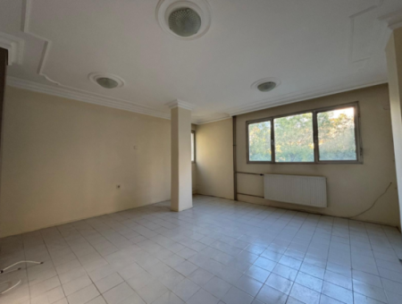 Alsancaközel Sağlık Hastanesi Karşısı  1+1 Asansörlü Kiralık İş Yeri.
