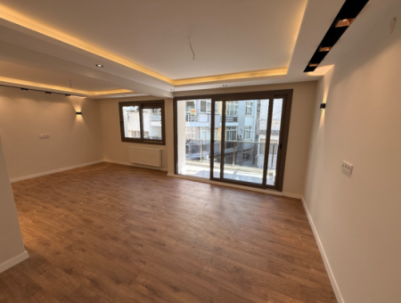 İnönü Caddesine 2.Bina'da 3+1 Full Tadilatlı Arakat Ferah Daire