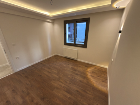 İnönü Caddesine 2.Bina'da 3+1 Full Tadilatlı Arakat Ferah Daire