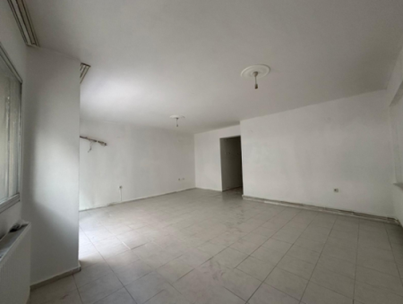 Alsancak Kıbrıs Şehitlerinde 2.Kat 3+1 Kombili Asansörlü Kiralık İş Yeri!