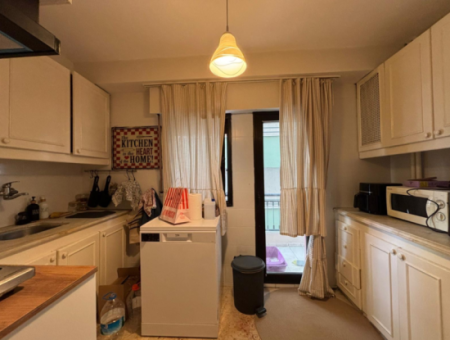 Alsancak Şair Eşref Bulvarında 3+1 115M2 Kiralık Daire!