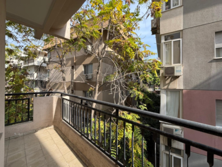 Alsancak Şair Eşref Bulvarında 3+1 115M2 Kiralık Daire!