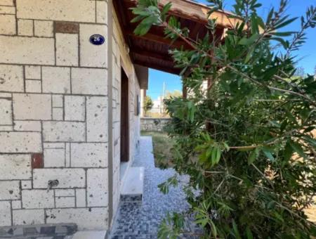 Seferihisar Akarca – Elmastaş Mevkiinde Tam Müstakil 4+1 Deniz Manzaralı Villa