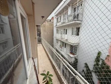 Küçükyalı'da Full Deniz Manzaralı 3+1 140 M2 Masrafsız Daire