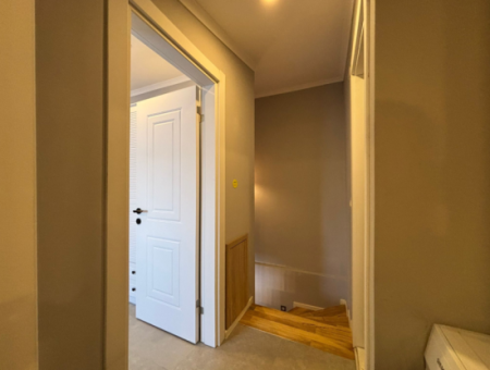 Alsancak Kahramanlarda Yeni Binada Dublex 2+1 Eşyalı Kiralık Daire!