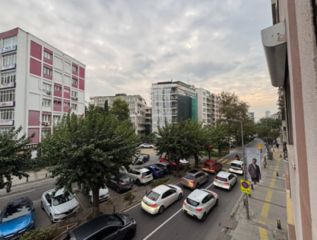 Alsancak  Şair Eşrefte 1.Kat 3+1 Tabela Hakimiyetli Satılık Daire!