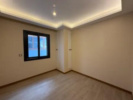 Seferihisar Hıdırlık Mahallesinde Yatırıma Ve Oturuma Uygun 3+1 Villa