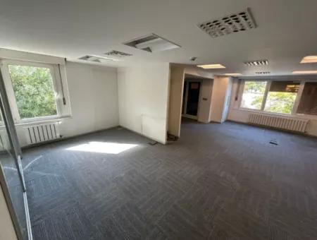 Alsancak Vasıf Çınar Bulvarında 250 M² Prestijli Kiralık İşyeri