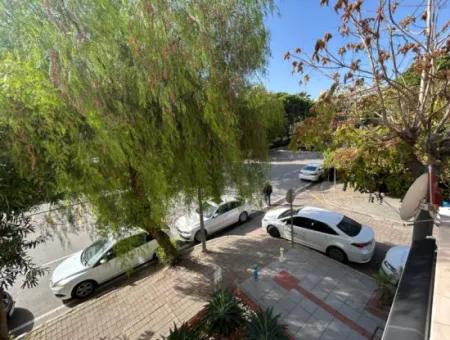 Alsancak Vasıf Çınar Bulvarında 250 M² Prestijli Kiralık İşyeri