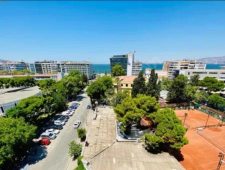Alsancak Vasıf Çınar Bulvarında 250 M² Prestijli Kiralık İşyeri