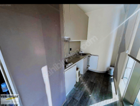 Bayraklı Tower ‘ Da 2+1 Kdv’li Kiralık 133 M2  Kiralık İşyeri!