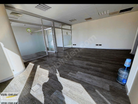 Bayraklı Tower ‘ Da 2+1 Kdv’li Kiralık 133 M2  Kiralık İşyeri!