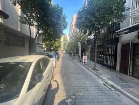 Mimarsinan Mah.1432 Sokak Geniş Cepheli Bacalı Otomatik Panjurlu