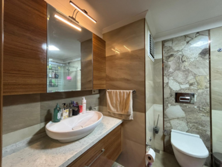 Alsancak Fuar Cepheli Kombili Bakımlı 2+1 Eşyalı Kiralık Daire!