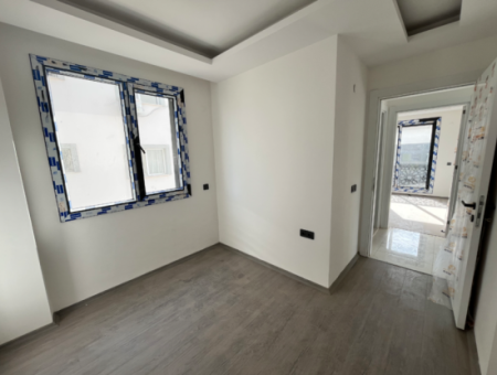 Seferihisar Çolakibrahim Bey Mahallesi – Stadyum Yakınında 2+1 Sıfır Daire