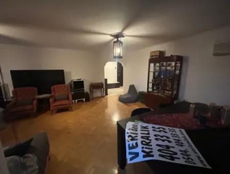 Kiralık Daire – Alsancak Özel Ege Sağlık Hastanesi Yakını 130M2